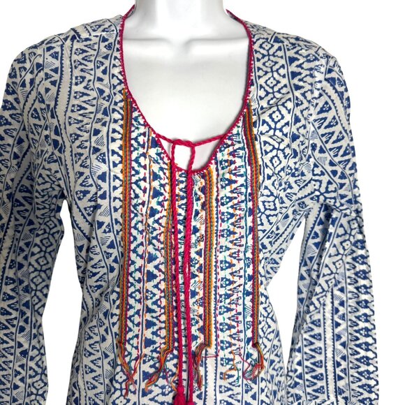Roller Rabbit embroidered white & Blue Tunic top size small Floral Coverup - Picture 3 of 9